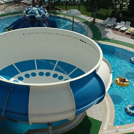 The Grand Ucel Hotel 4*