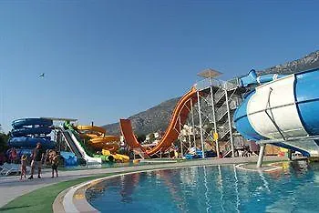 מלון The Grand Ucel 4*