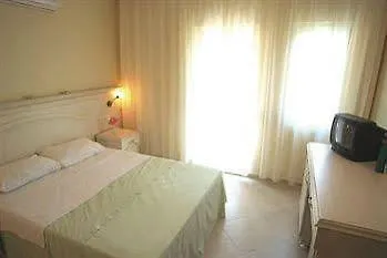 The Grand Ucel מלון 4*