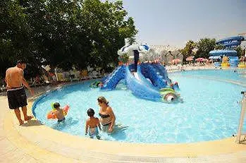 The Grand Ucel Отель