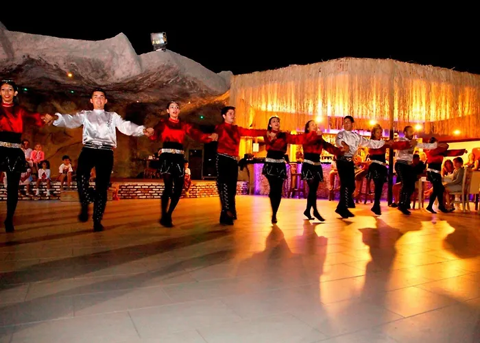 Отель The Grand Ucel 4*