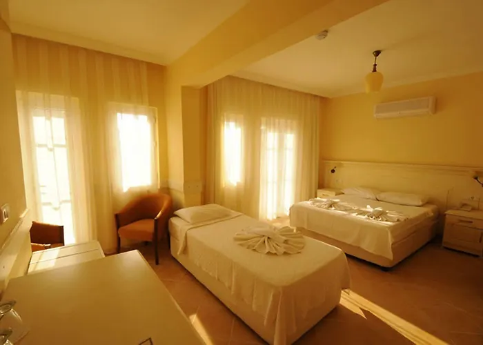 The Grand Ucel אולודניץ