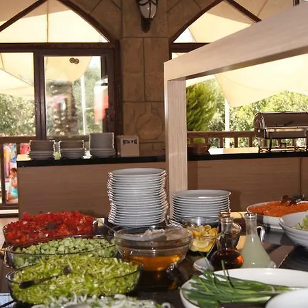 Otel The Grand Ucel