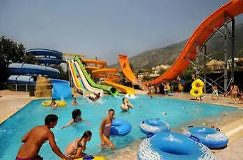 Hotel The Grand Ucel